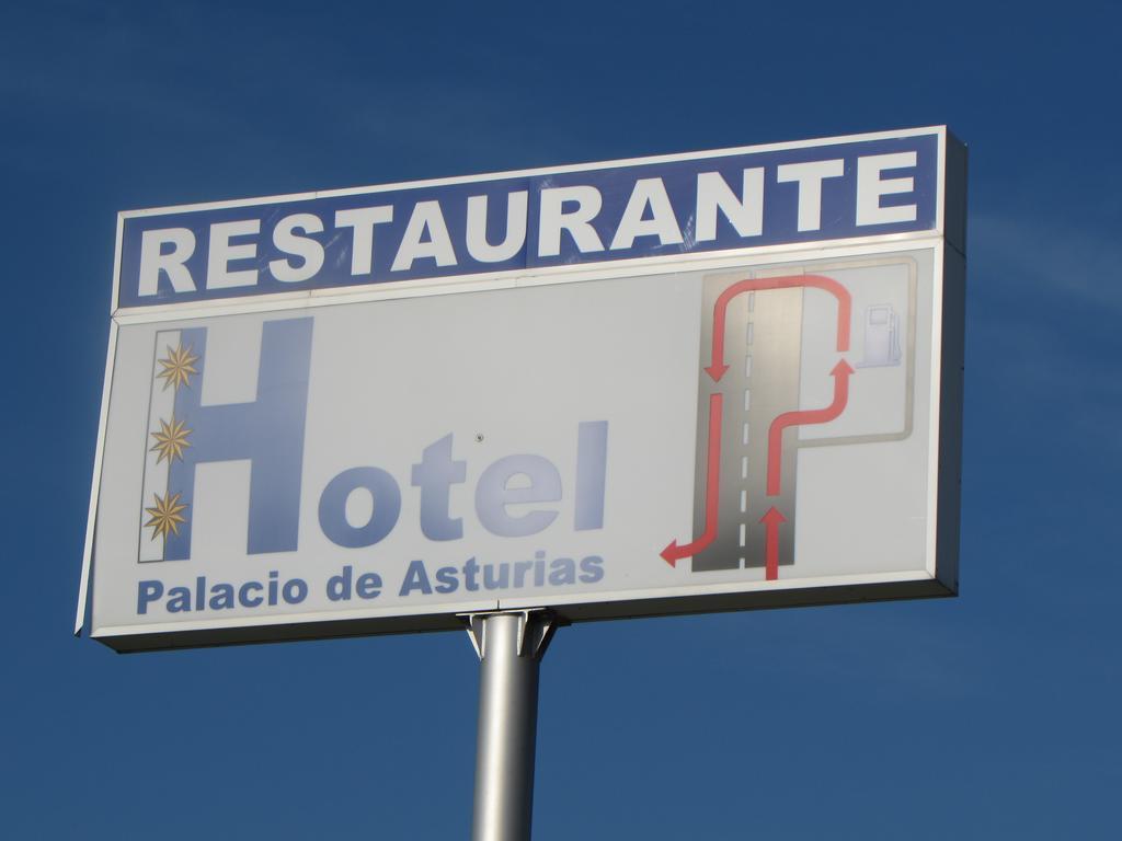 Hotel Palacio De Asturias Oviedo Esterno foto